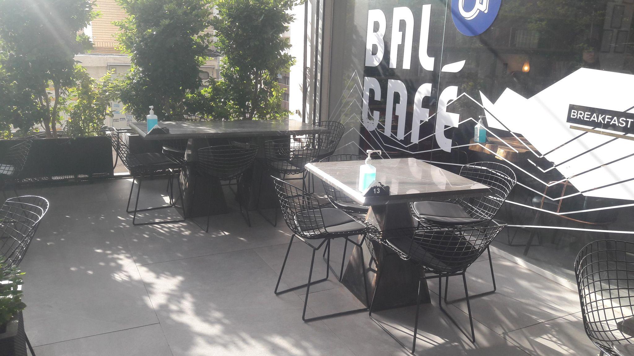 Bal cafe