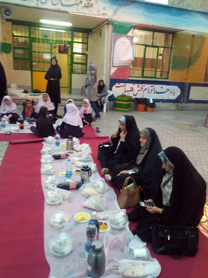 ابتدایی دخترانه پیروزی