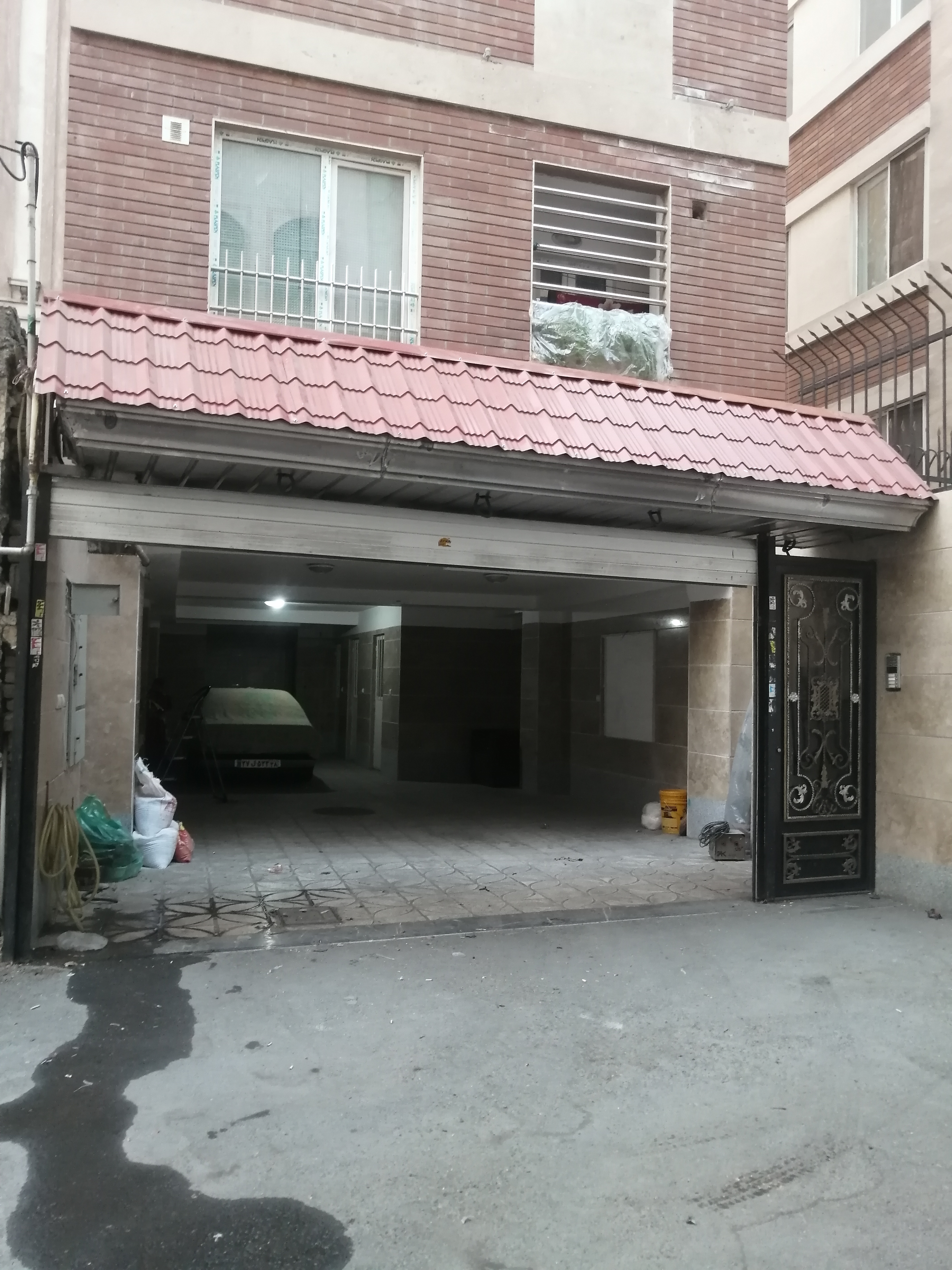 اجرای شیروانی سقف ویلا سردرب آلاچیق سوله