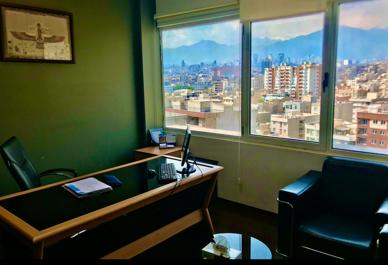 احمدی وکیل