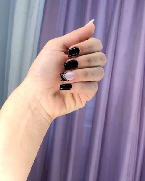 آرایشگاه زنانه دورا