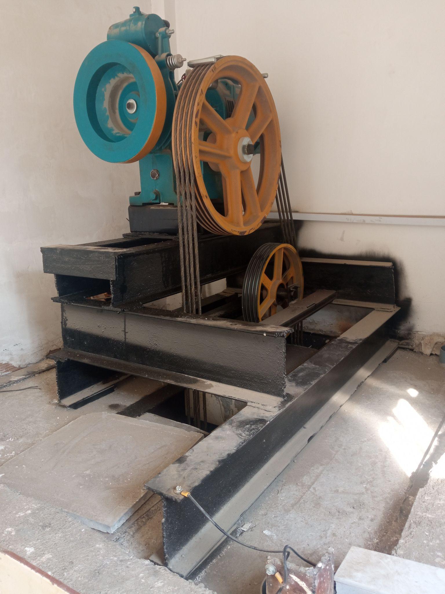 آسانسور قلی زاده