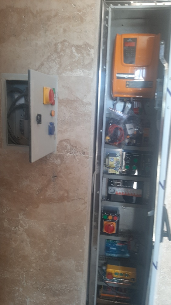 آسانسور و بالابر کریمی