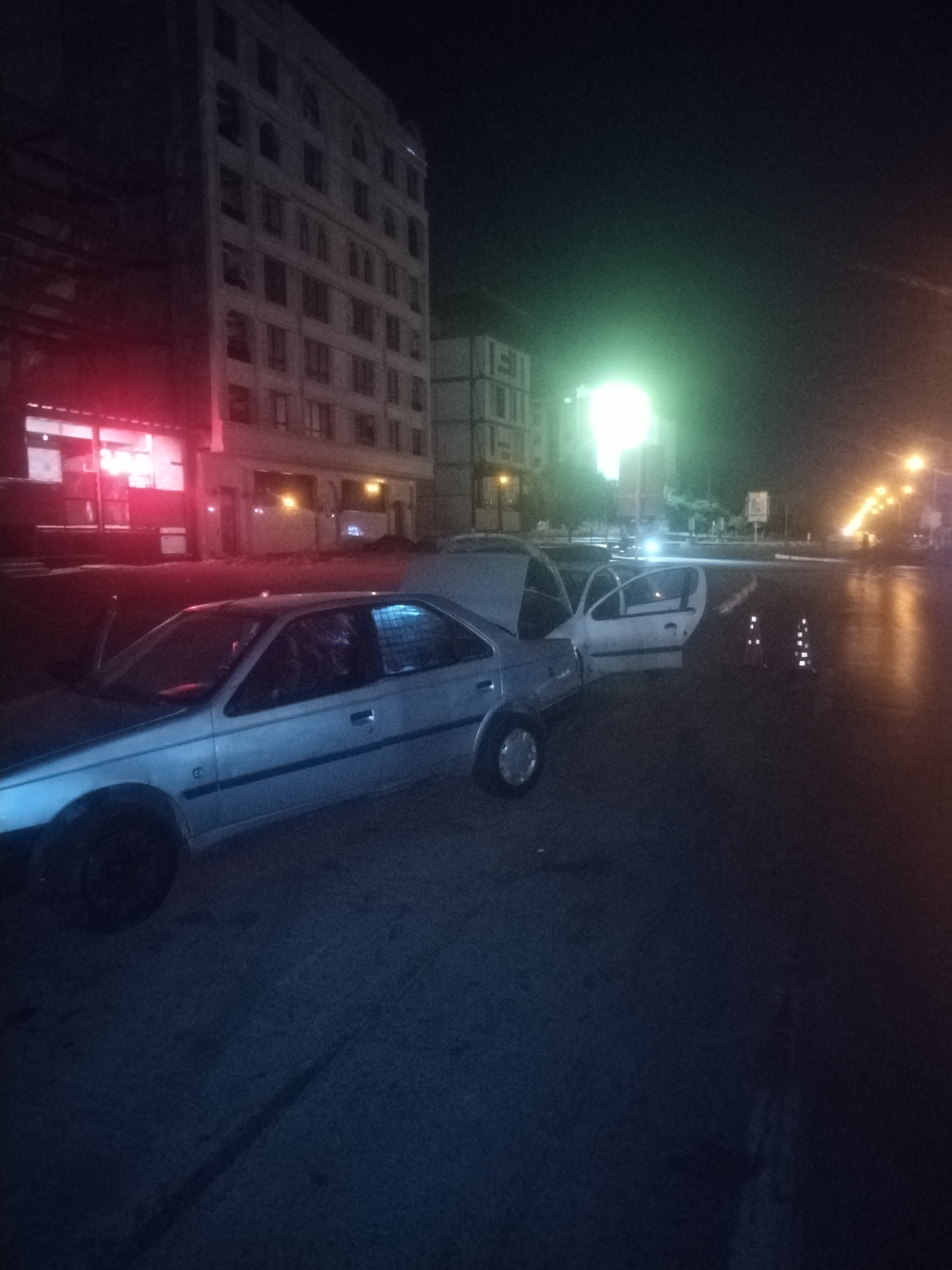 امدادخودرو،مکانیک سیار،یدک کش،سیمکش عصار