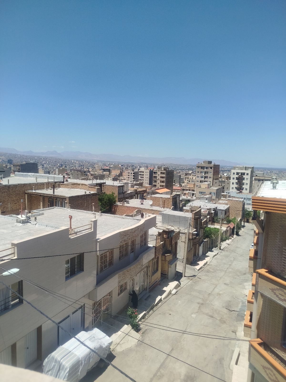 املاک فروزنده دل