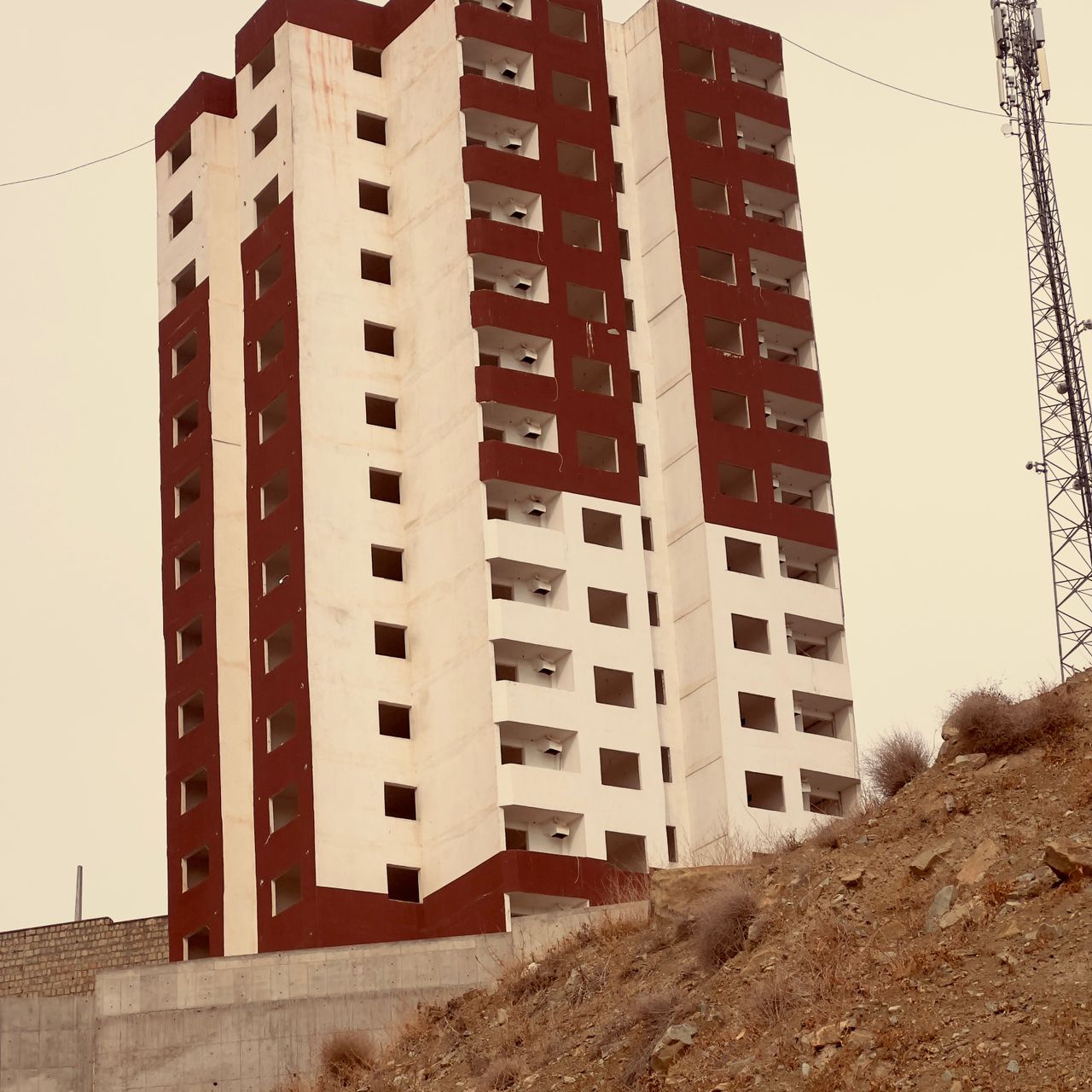 املاک فیروز جنگ