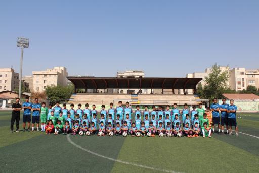 آکادمی فوتبال ارمغان پارس