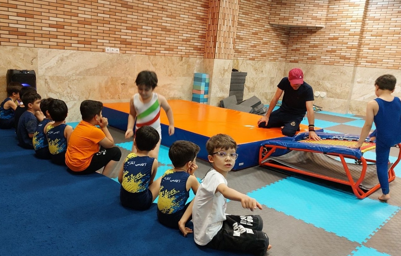 آکادمی ژیمناستیک آناژیم کاشان