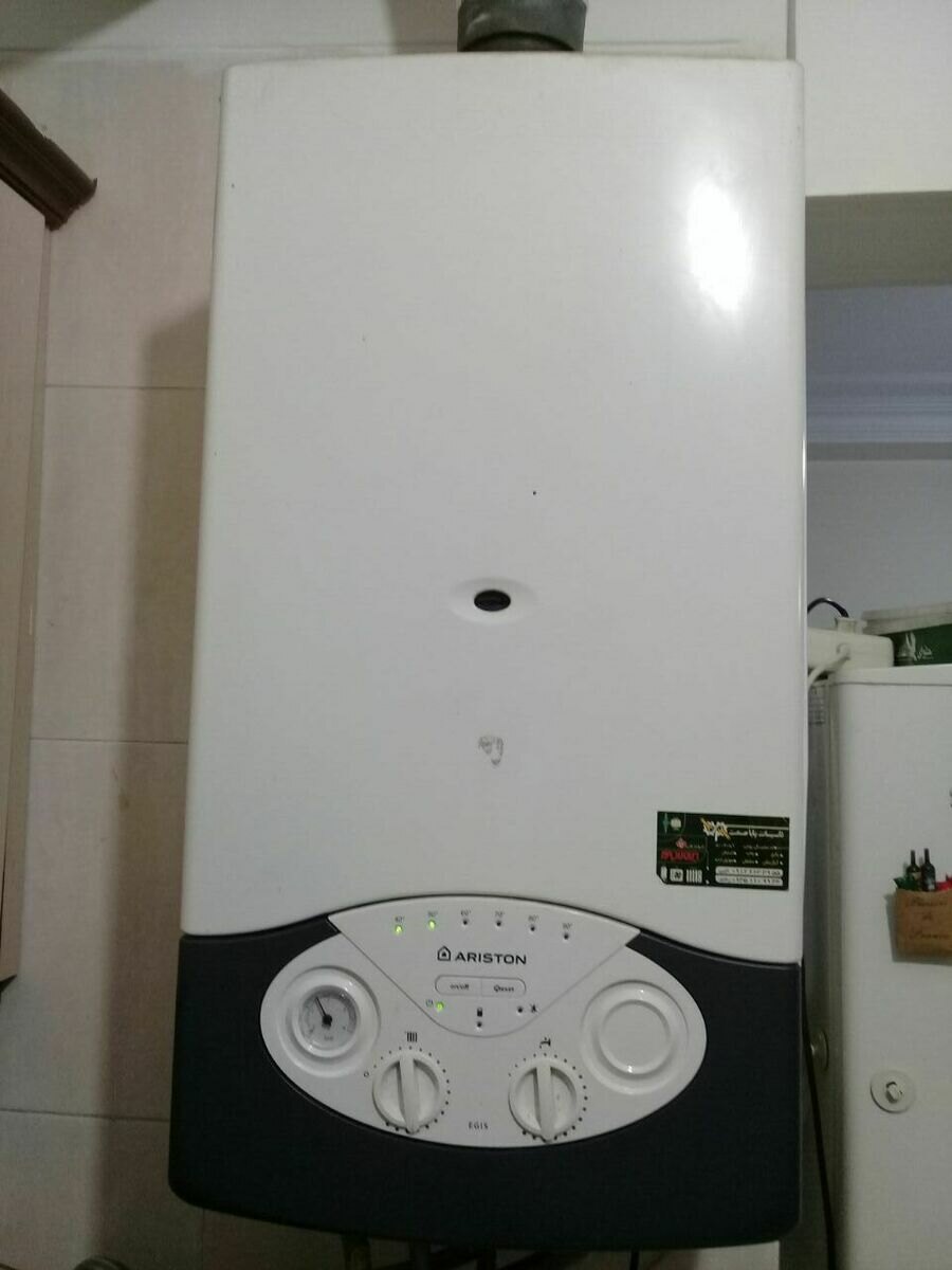 اکبر اصانلو