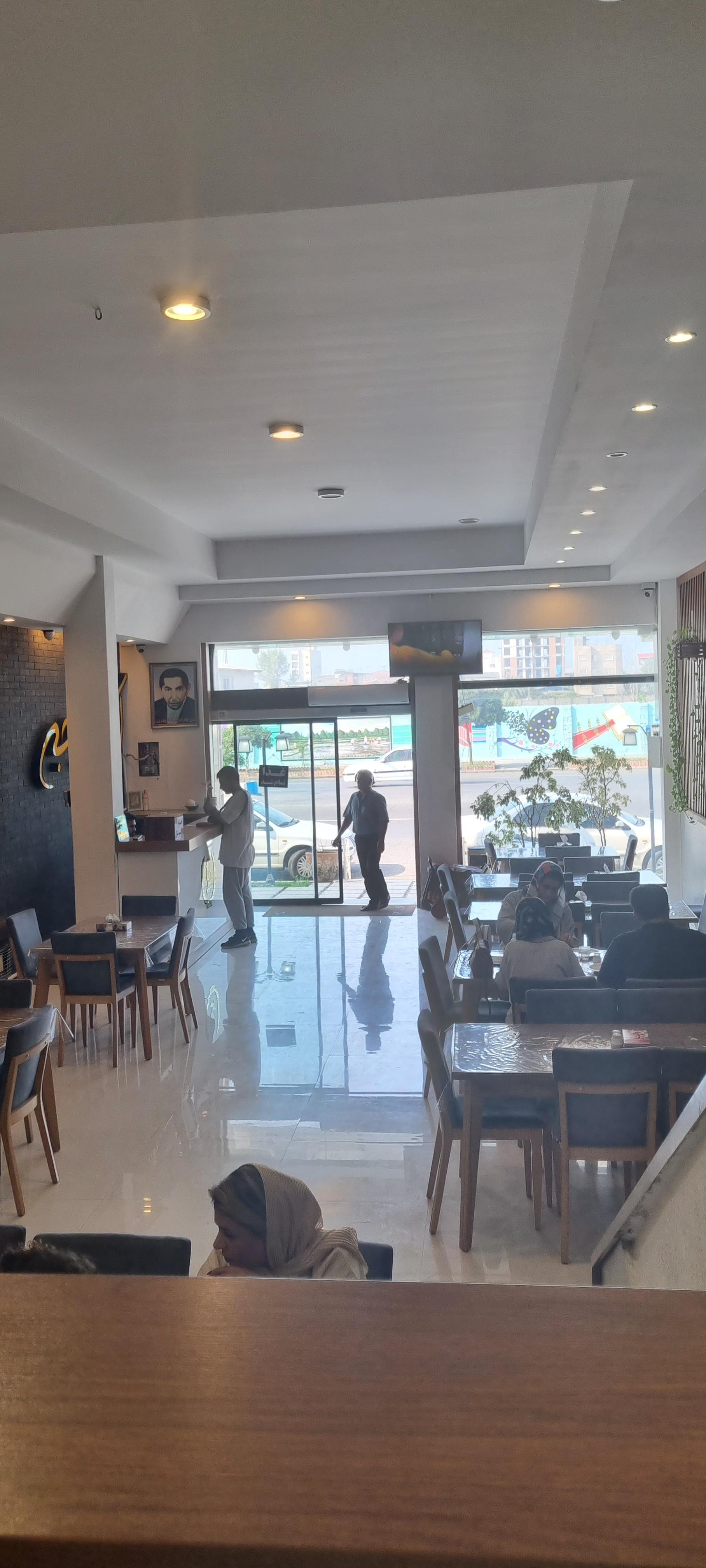 اكبر جوجه فریدونکنار حاج