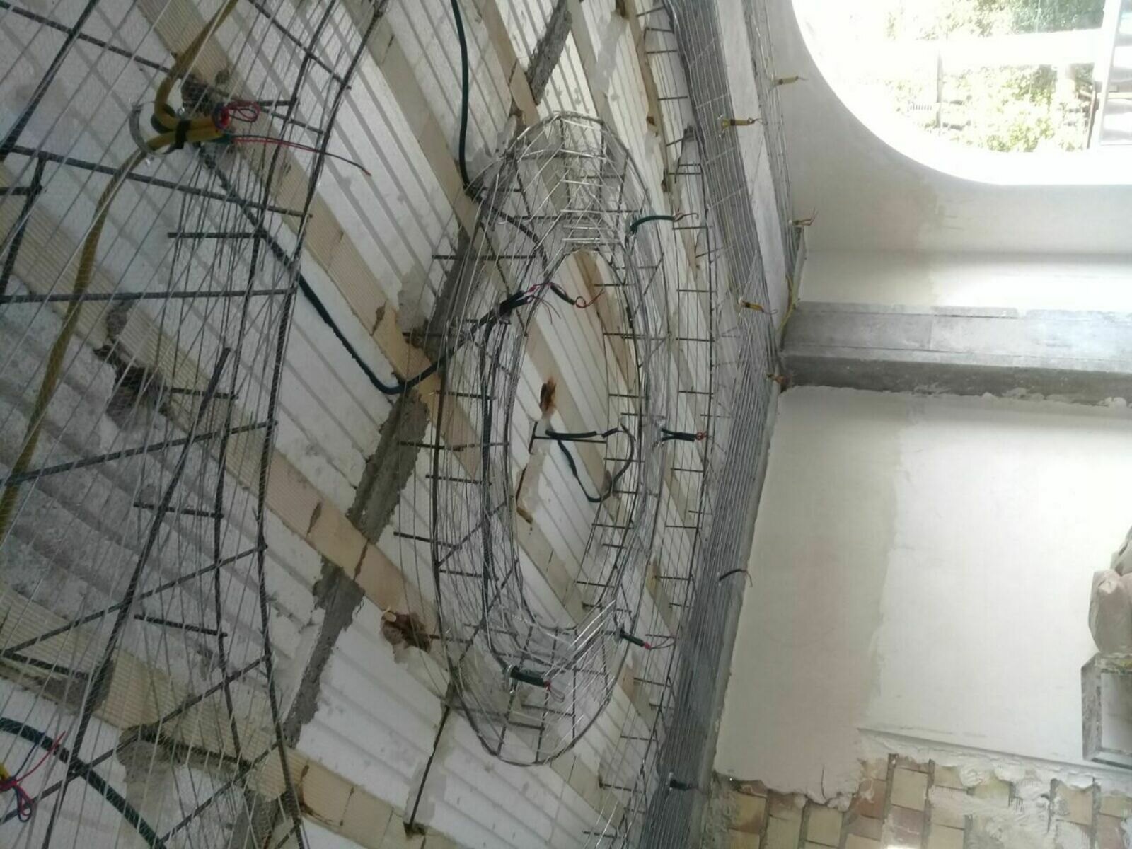 بازسازی ساختمان باقری