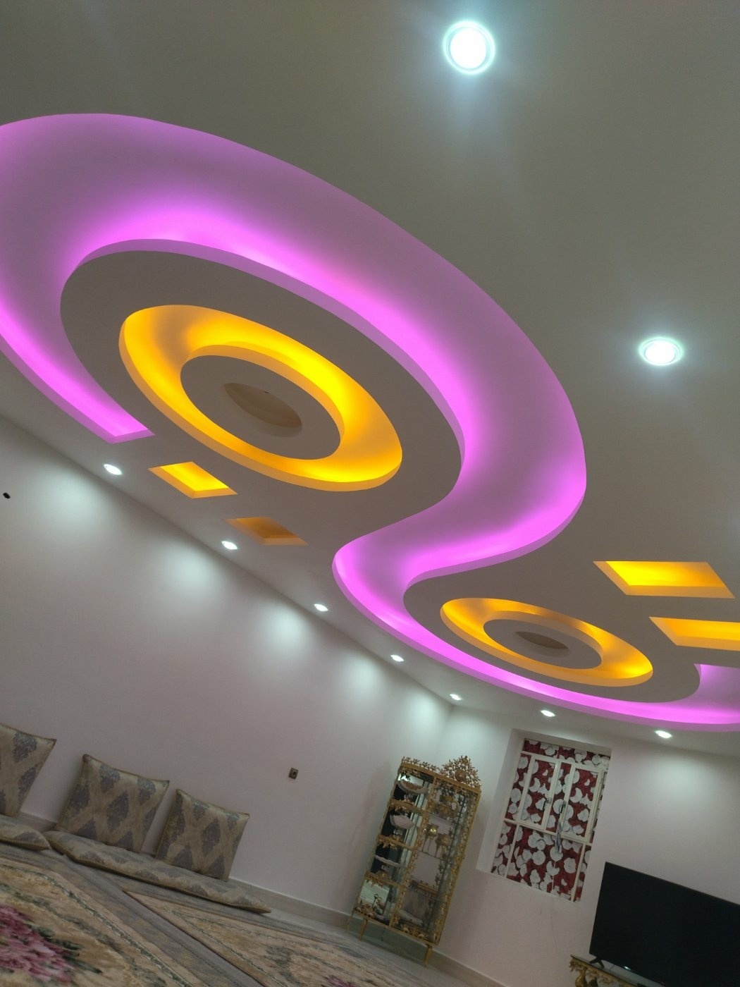 بازسازی ساختمان پرهیزکار