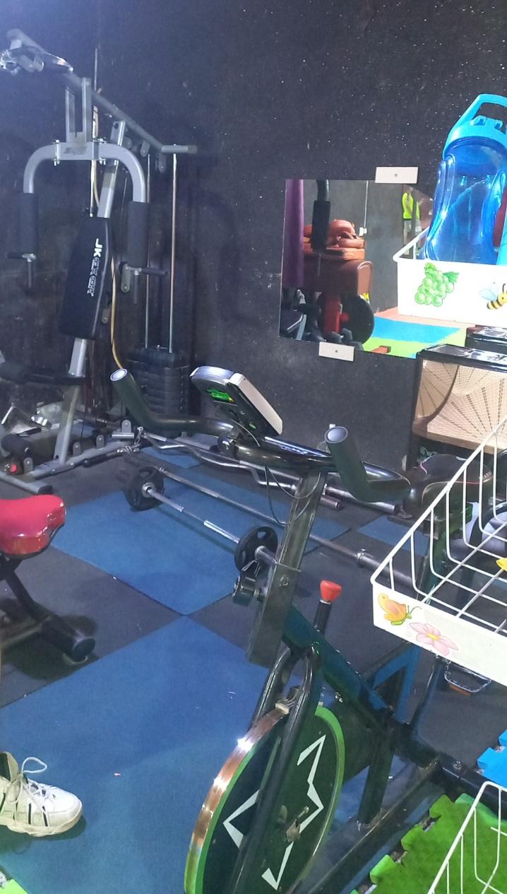 باشگاه بدنسازی نشاط