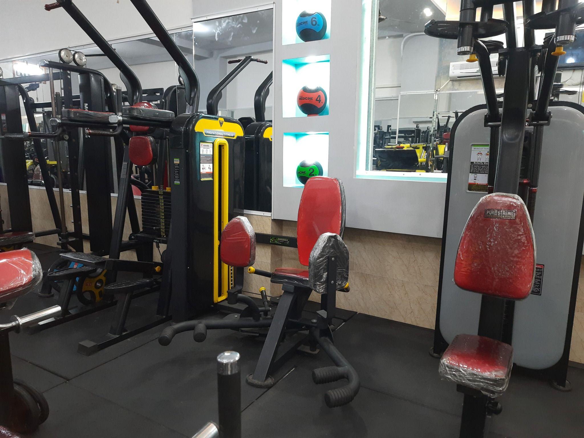 باشگاه بدنسازی هور