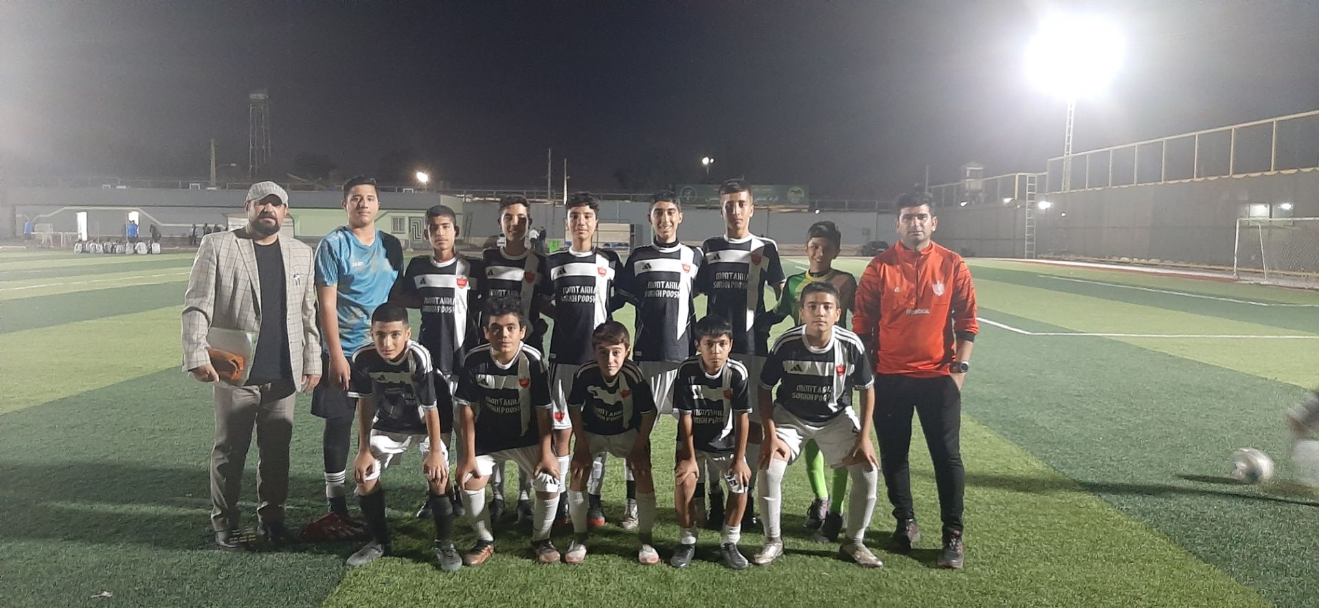 باشگاه فوتبال منتخب سرخپوشان اسلامشهر