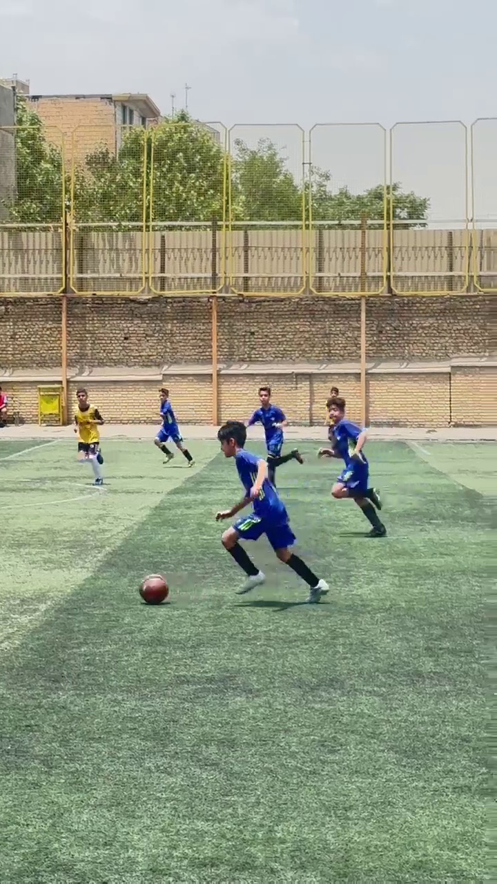 باشگاه و مدرسه فوتبال درفک البرز