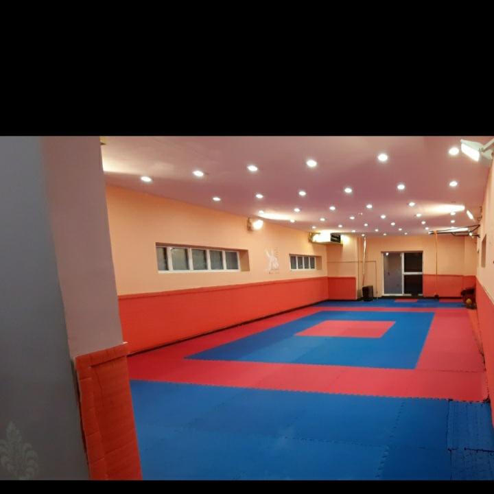 باشگاه ورزشی عصر جدید شهرکرد