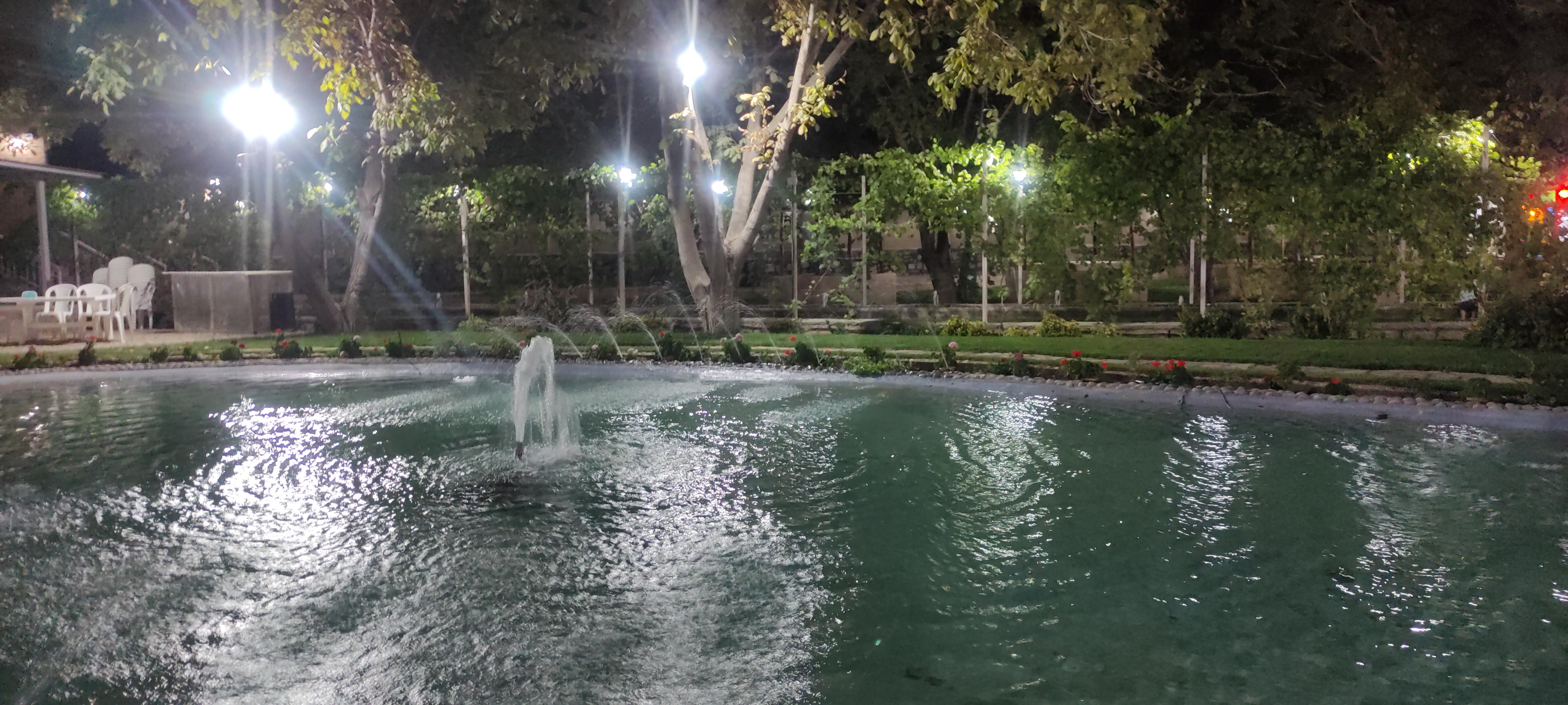 باغ رستوران سنتی طوبی