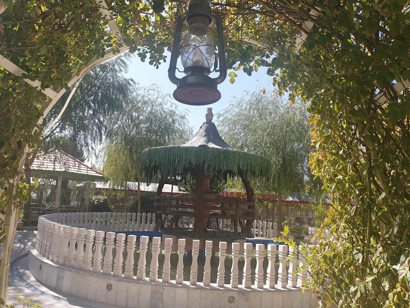 باغ رستوران فانوس گلپایگان