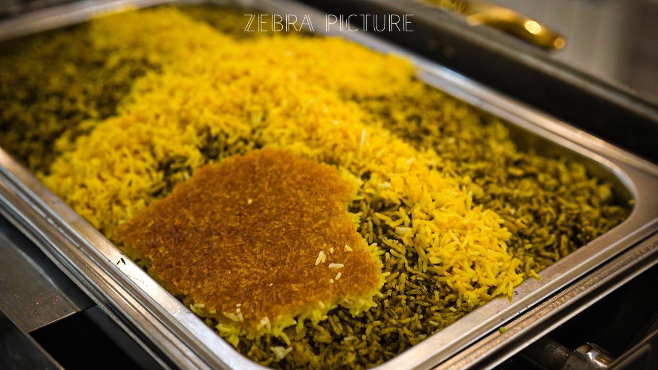 باغ،رستوران مُژه