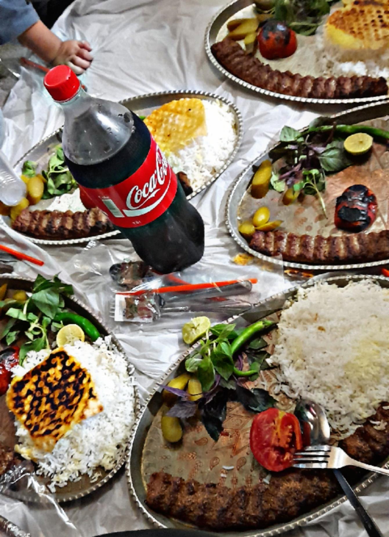 باغچه رستوران سنتی آندیا