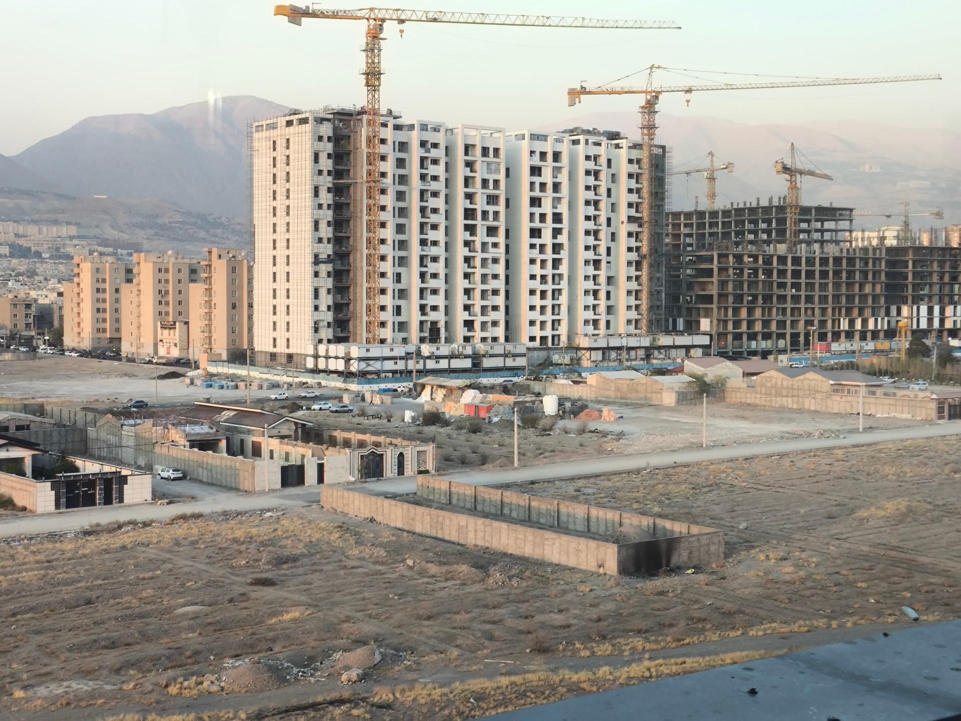 برج عقیق