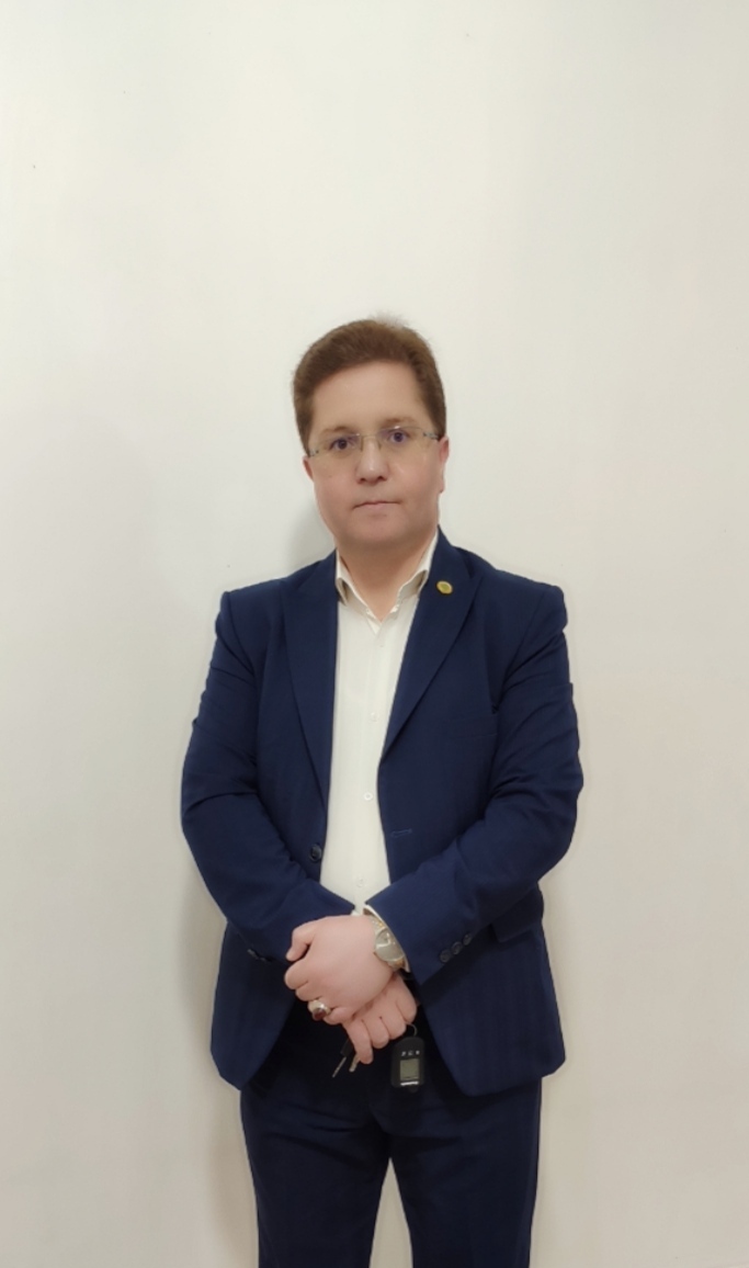 بهترین وکیل پایه یک دادگستری