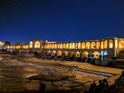 بوستان مشتاق
