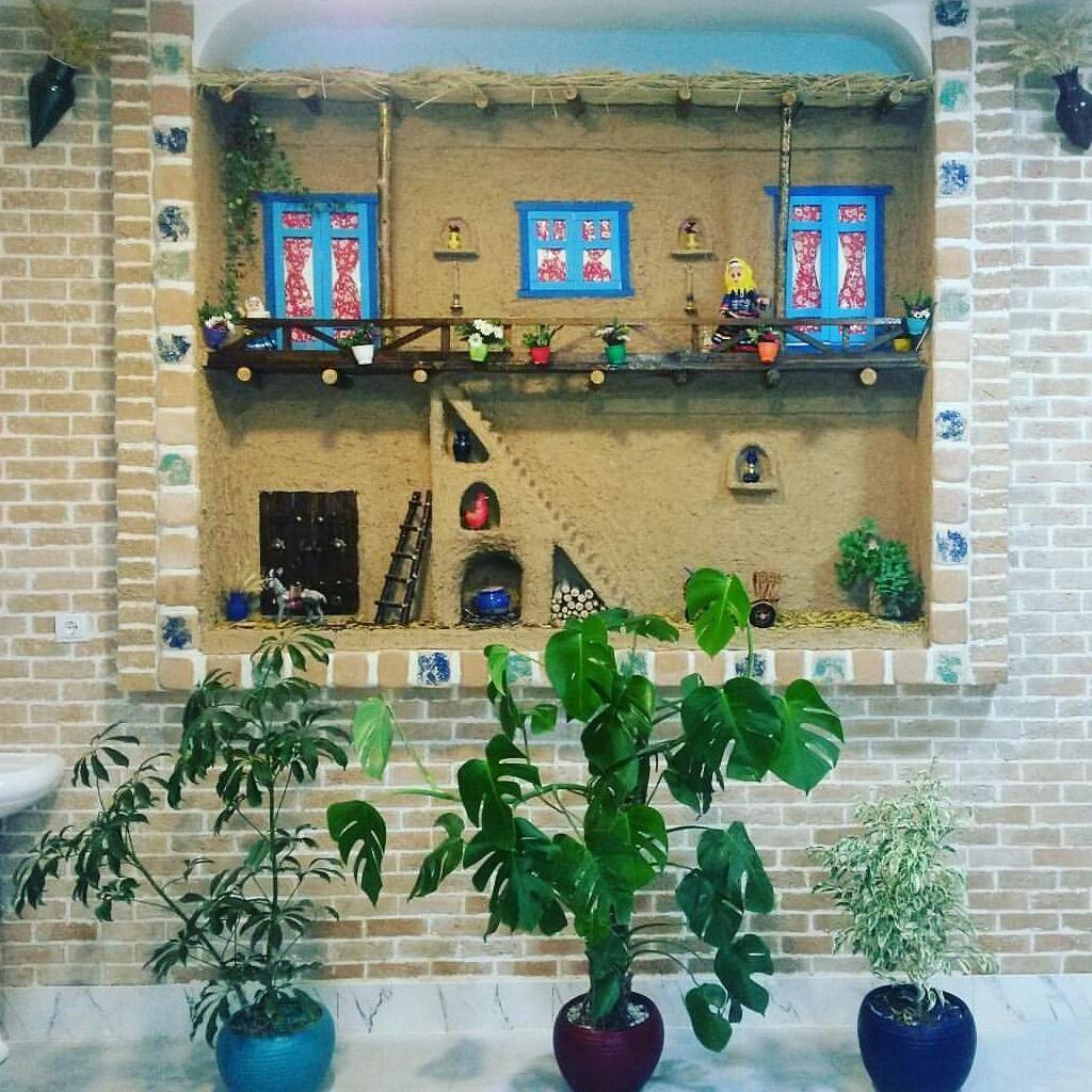 بیرون بر آفرینش