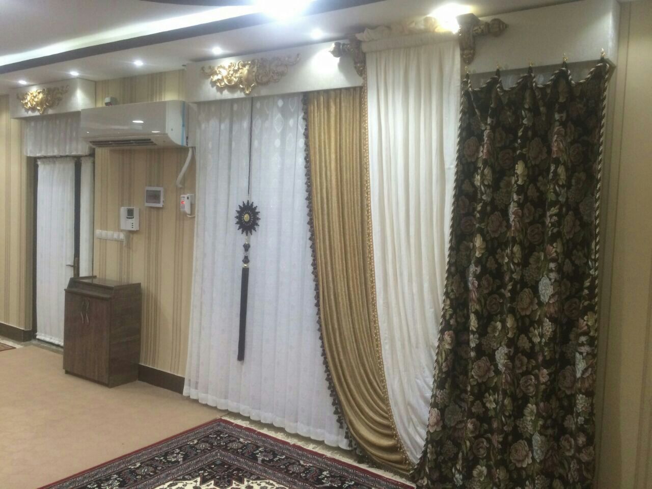 تاج پرده سی