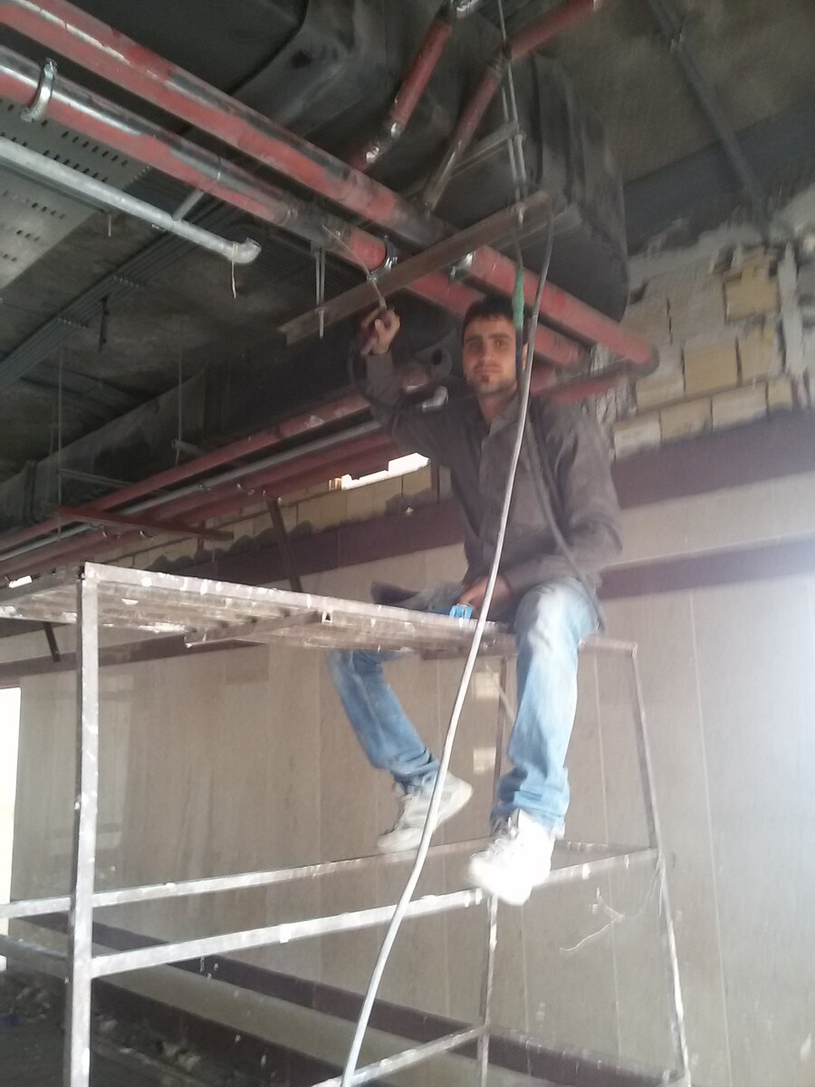 تاسیسات ساحتمان زنگنه