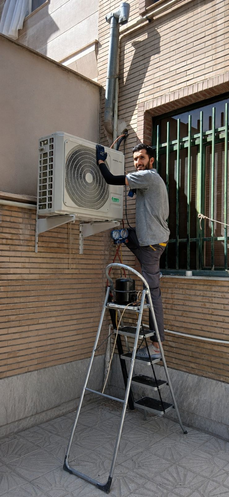 تاسیسات هاتکول