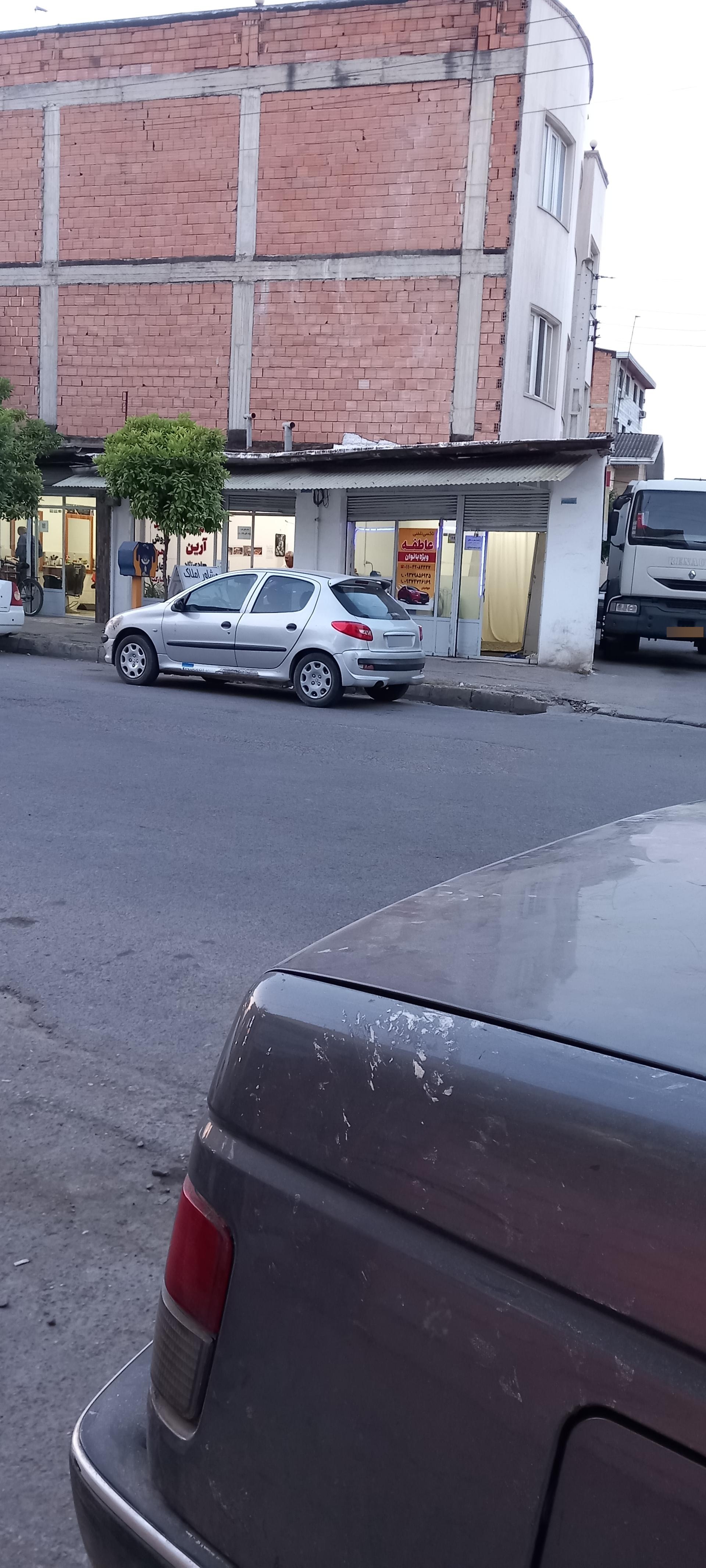 تاکسی تلفنی شبانه روزی گلشن