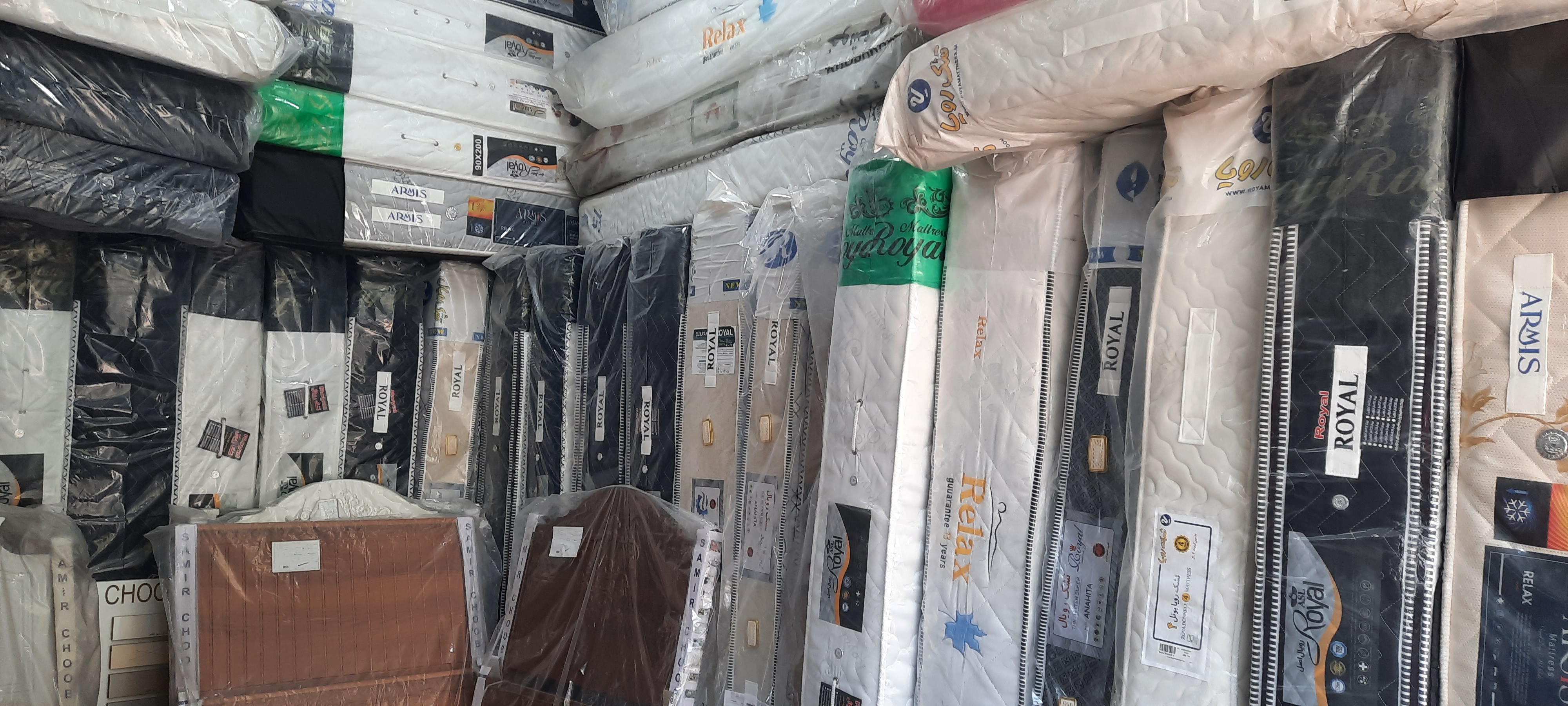 تخت وتشک رویال ورویا
