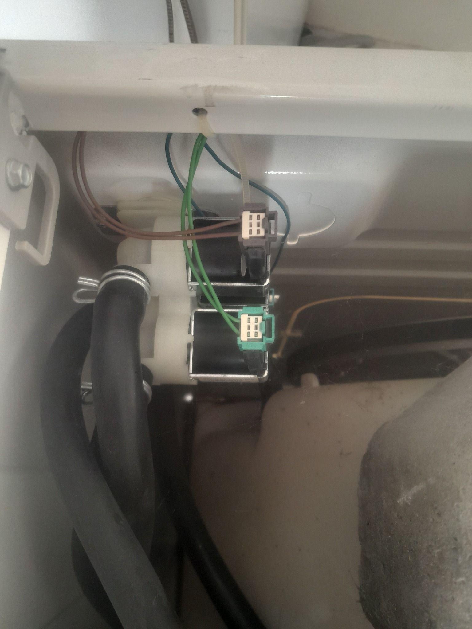تعمیرات یخچال کولر لباسشویی در محل
