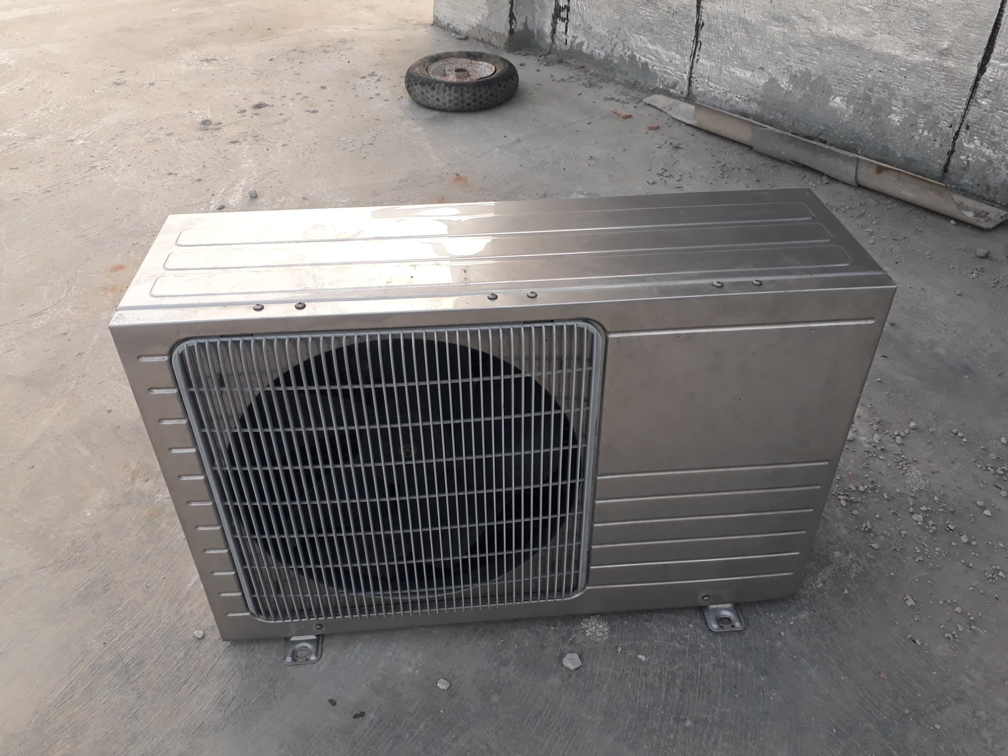 تعمیرکار یخچال و کولر و لباسشویی حسینپور