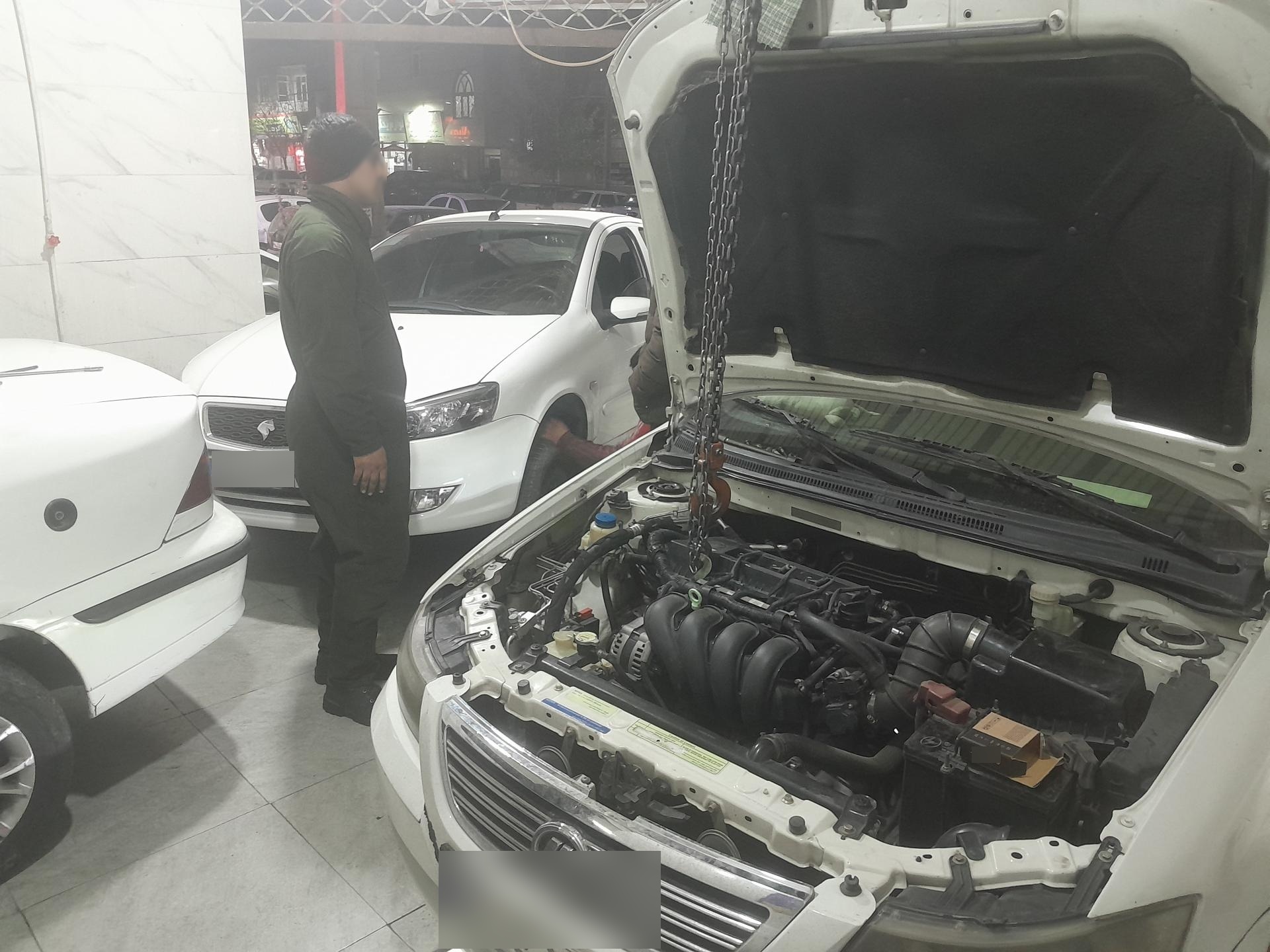 تعمیرگاه اتومبیل نادر