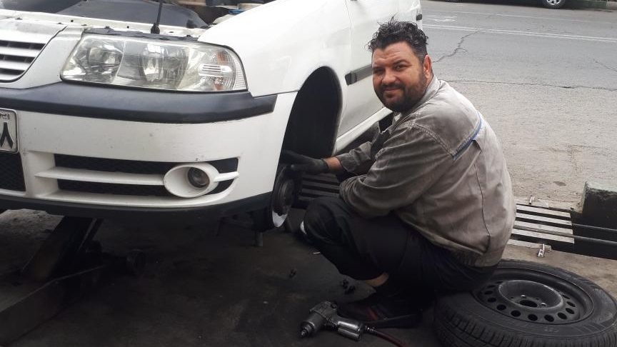 تعمیرگاه تخصصی برق و الکترونیک خودرو جواد دلیخون