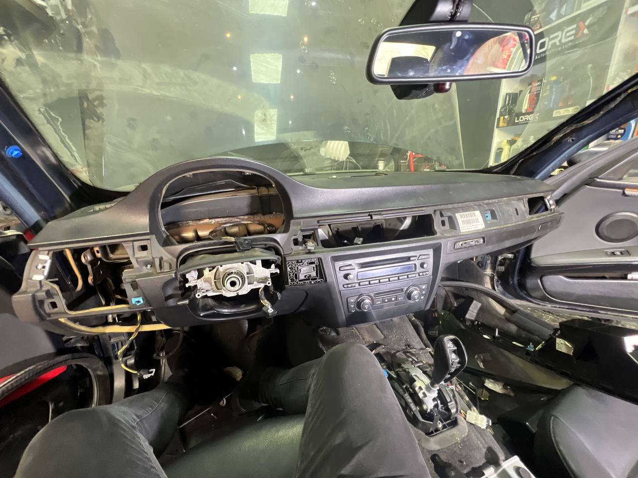 تعمیرگاه تخصصی خودرو (NFD GARAGE)