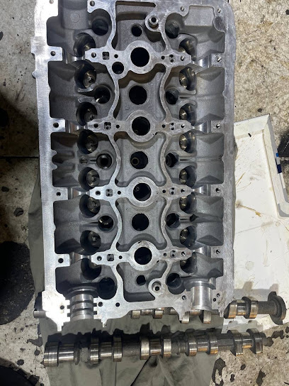 تعمیرگاه خودرو علی مکانیک