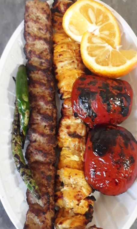 تهیه غذای برادران