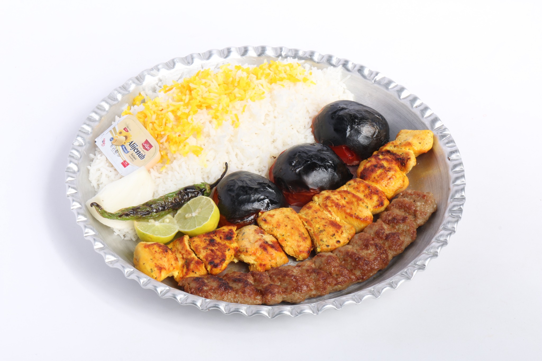 تهیه غذای مارکار