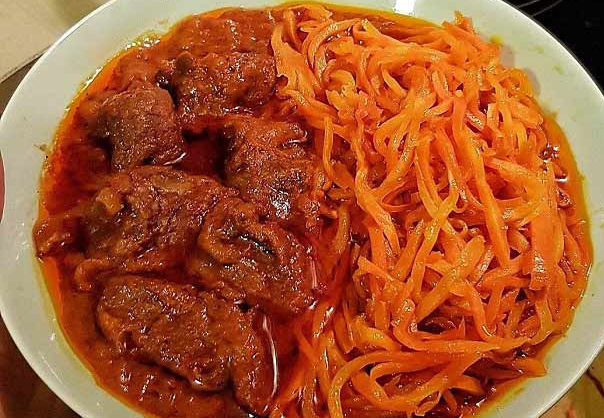 تهیه غذای مجلسی