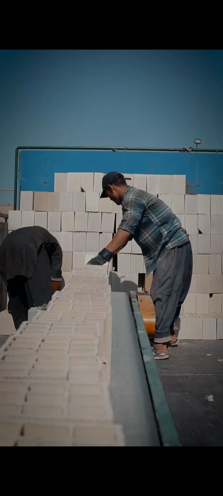 تولید و فروش انواع آجر و سفال سلطانی