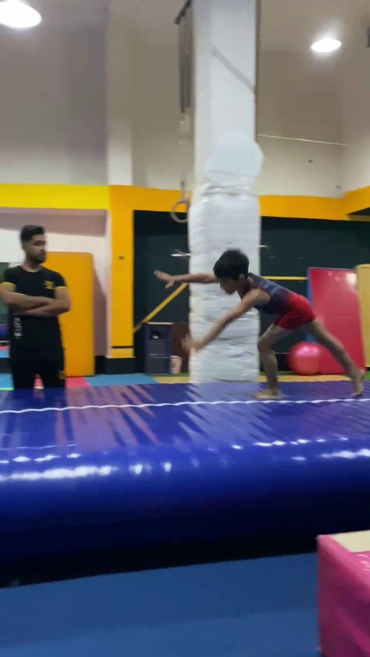 خانه ژیمناستیک و پارکور اُوج