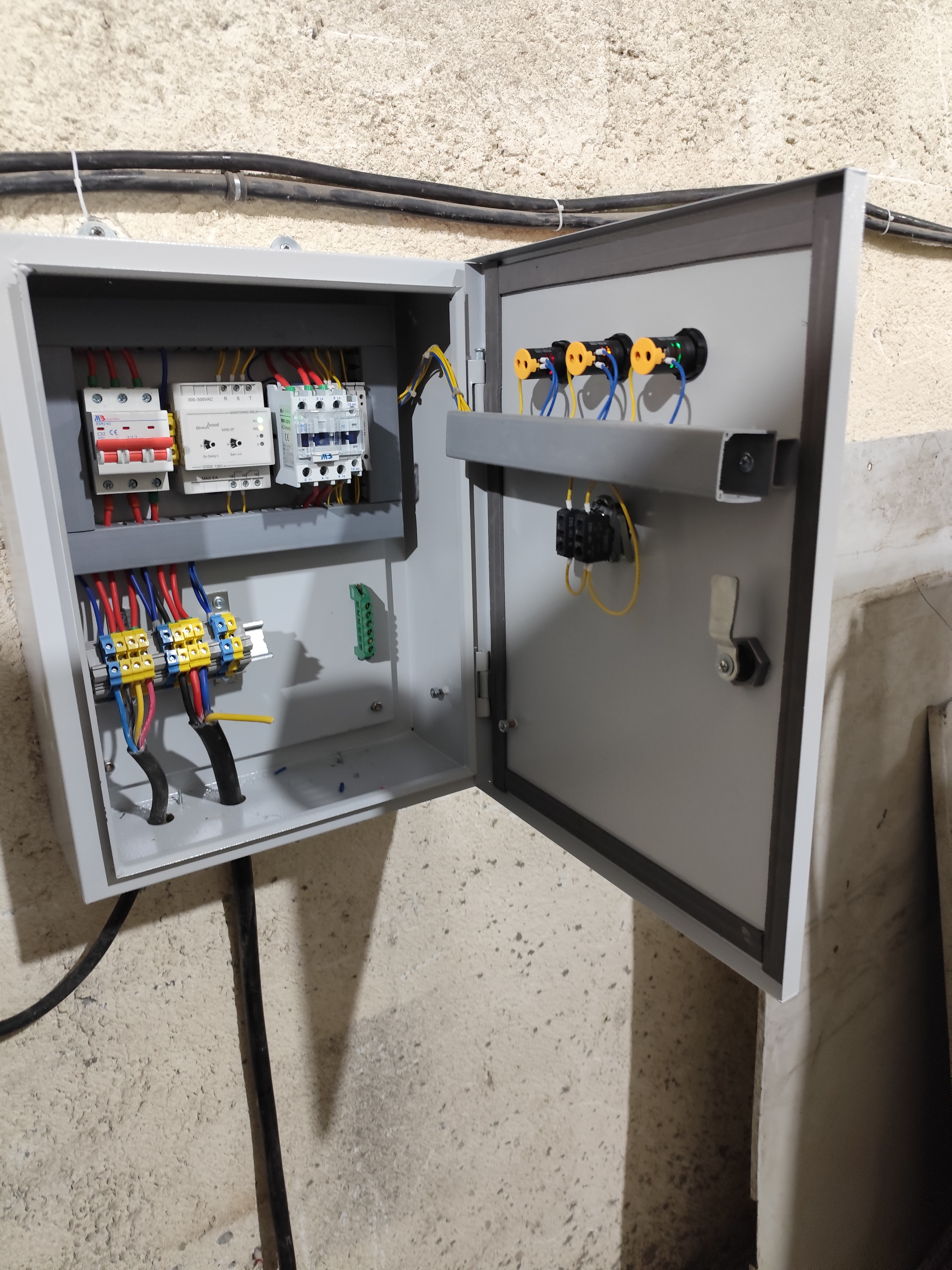 خدمات برق صنعتی و ساختمانی زمانی