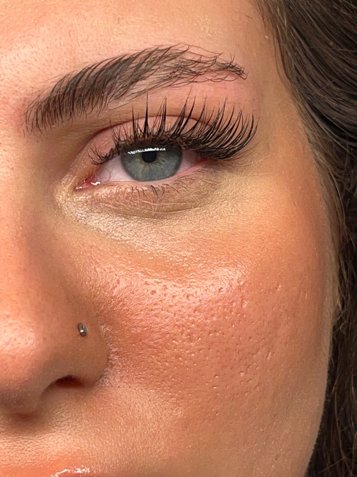 خدمات تخصصی و آموزش مژه سولماز