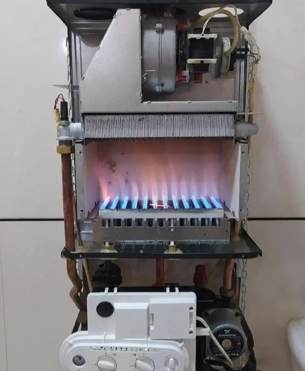 خدمات تخصصی کولر و پکیج پاشا