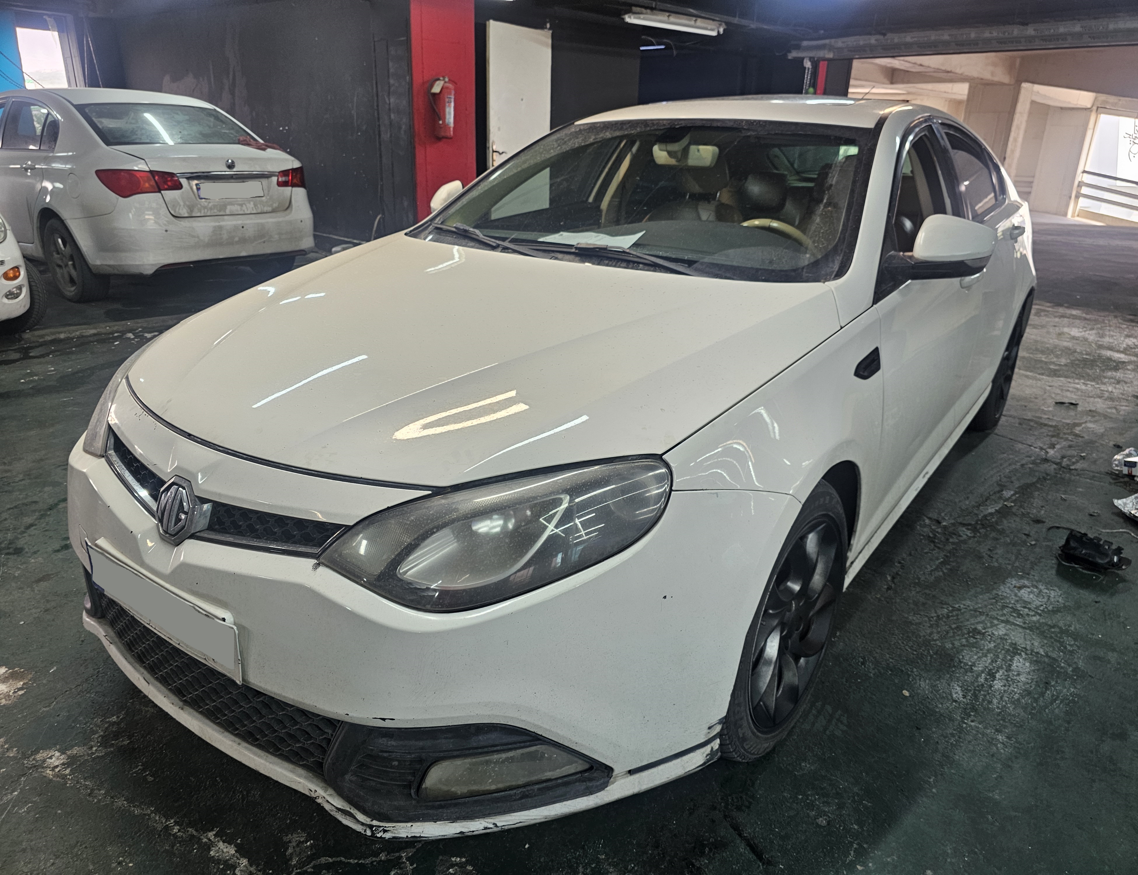 خدمات خودرویی کاریزما