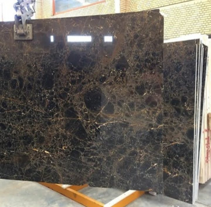 داریوش افخمی مهر